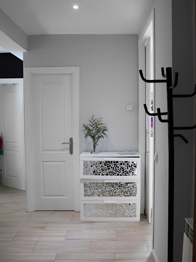 Centrico Aire Acondicionado 3 Habitaciones Zona Aparcamiento Gratuito Madrid Ngoại thất bức ảnh